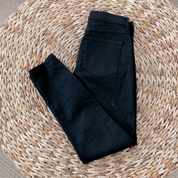 Everlane Black Mid-Rise Skinny Jean - Picture 6 of 15